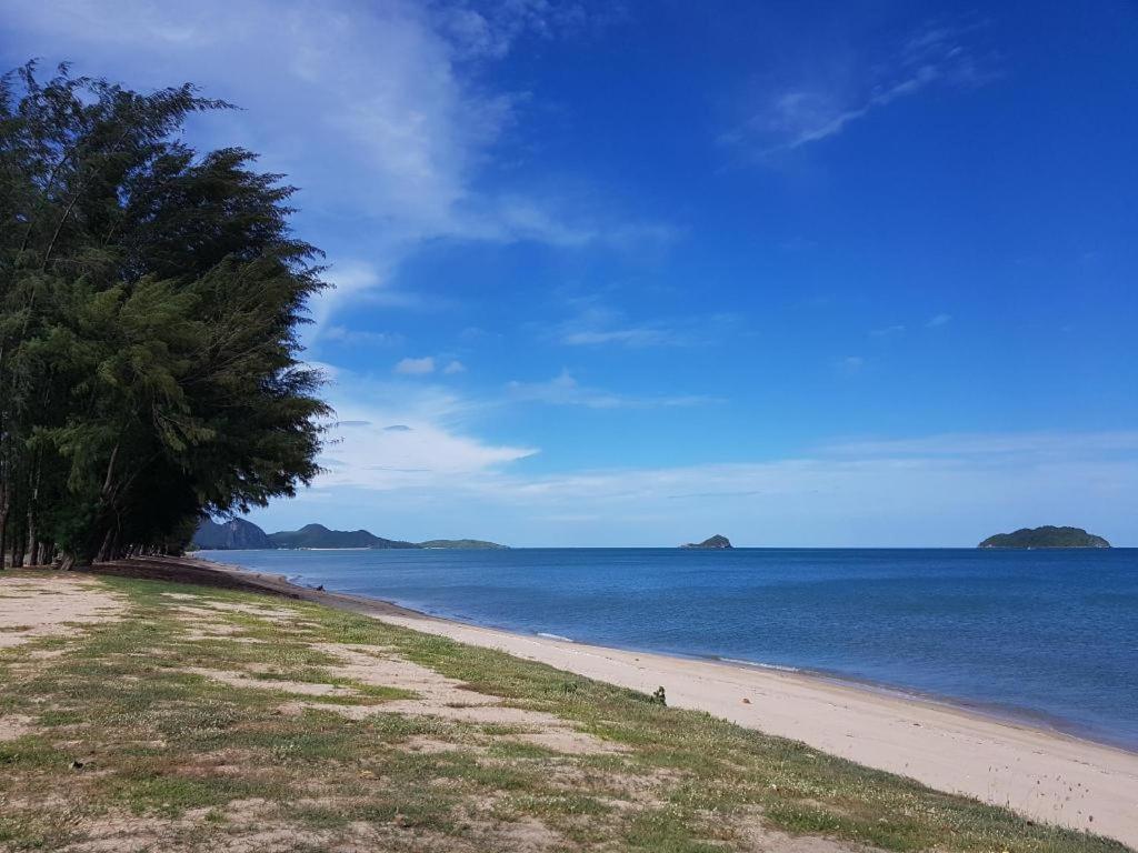 Pearl By The Sea Resort Prachuap Khiri Khan Luaran gambar